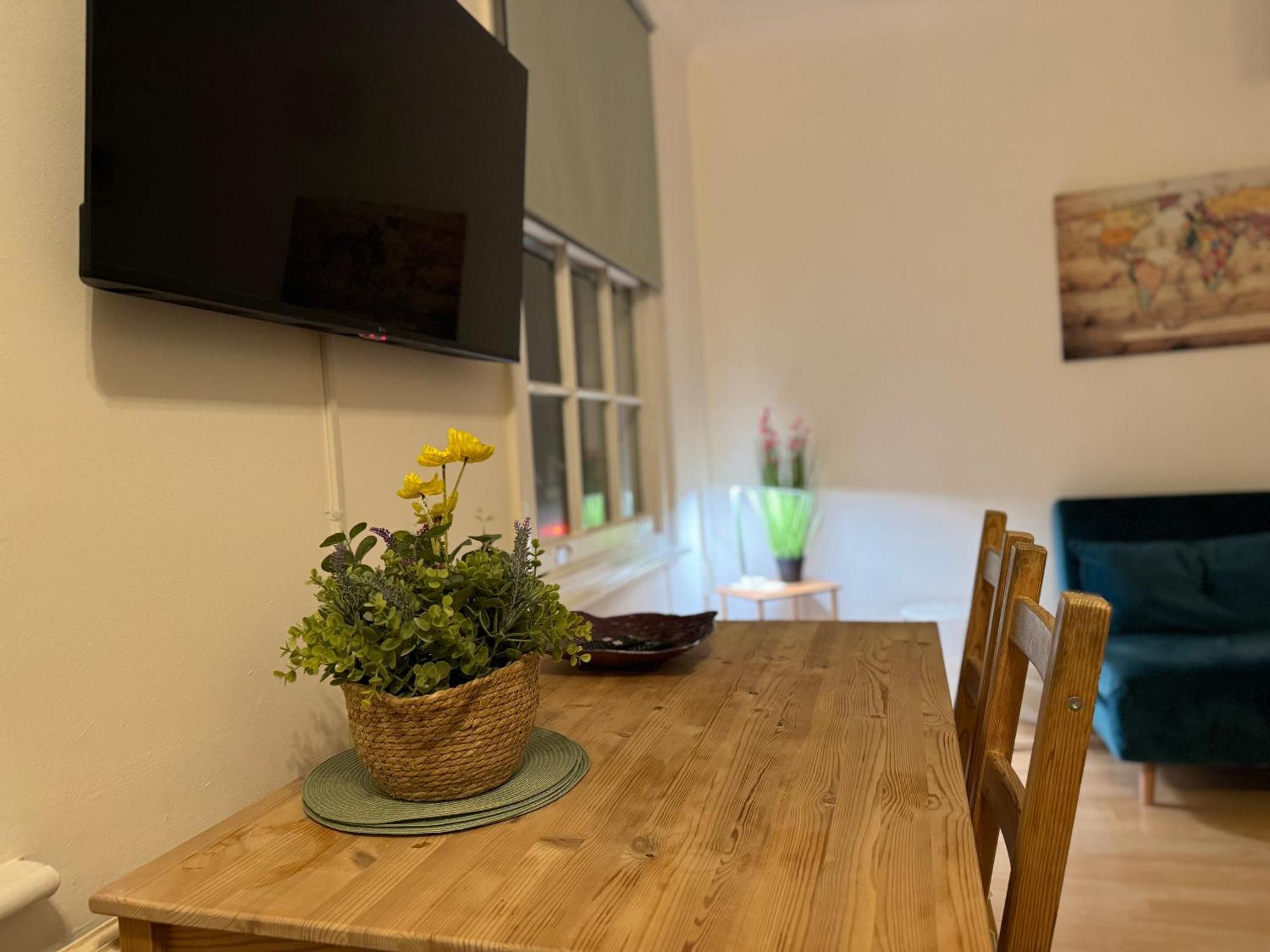 Prime Location Apartamento In Camden Town London Bagian luar foto